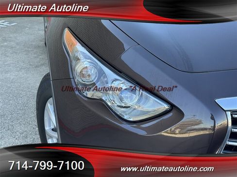 Used 2015 INFINITI QX70 2WD w/ Premium Package image 7