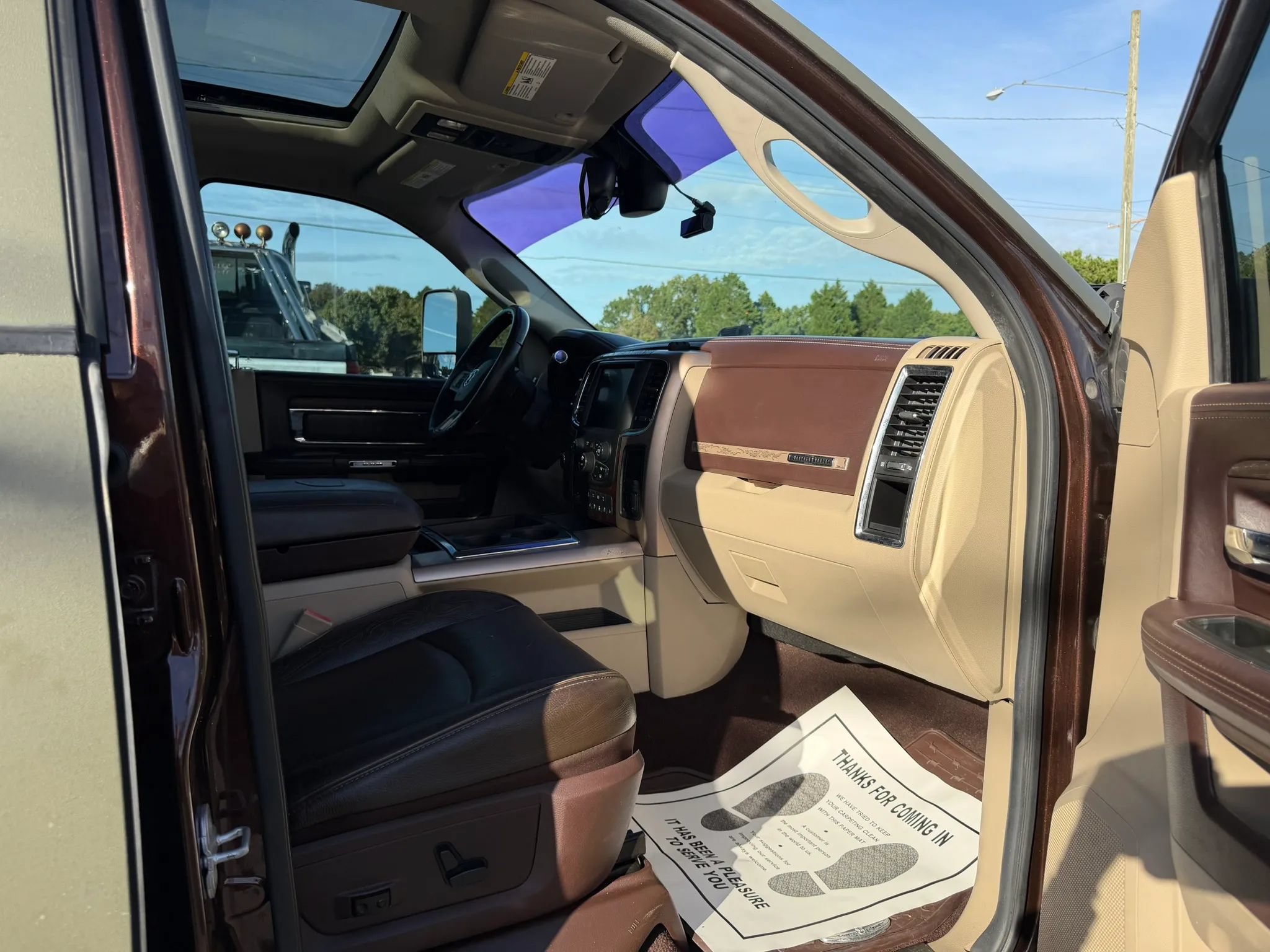 Used 2014 RAM 3500 Laramie Longhorn AWD/4WD image 22