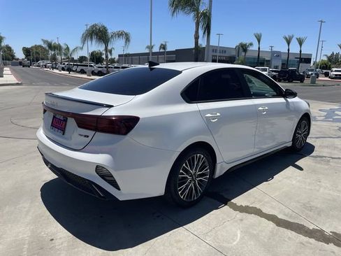 Used 2023 Kia Forte GT-Line FWD image 8