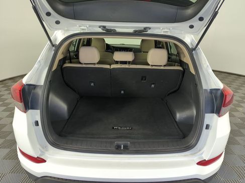Used 2017 Hyundai Tucson SE image 29