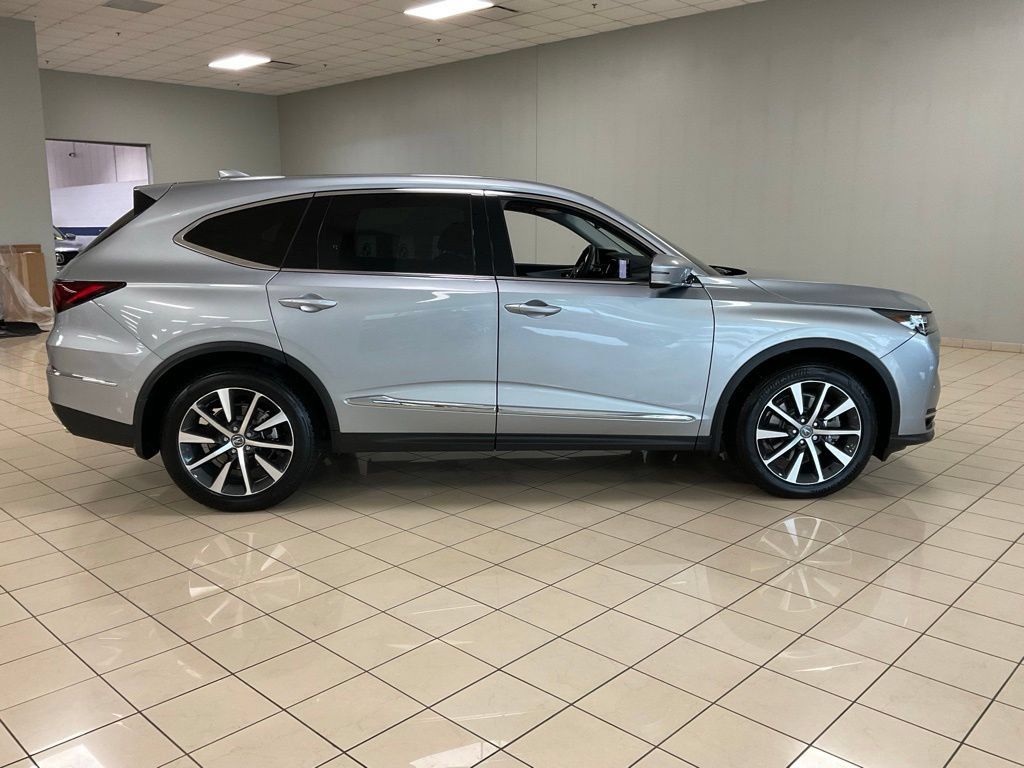 Certified 2026 Acura MDX w/ Technology Package AWD/4WD image 7