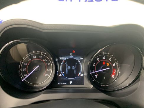 Used 2016 Jaguar F-TYPE Coupe image 23