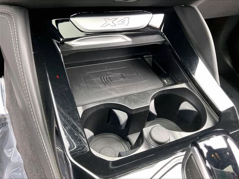Used 2024 BMW X4 xDrive30i image 37
