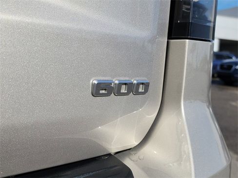 Used 2023 Cadillac Escalade Premium Luxury image 5