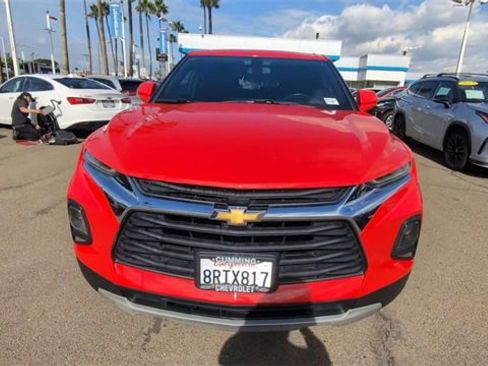 Used 2020 Chevrolet Blazer LT image 3