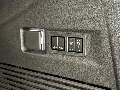 New 2026 GMC Yukon Elevation w/ Elevation Premium Package AWD/4WD image 14