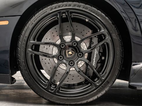 Used 2010 Lamborghini Murcielago LP 670-4 SV image 10