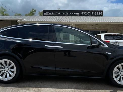 Used 2016 Tesla Model X 75D AWD/4WD image 7
