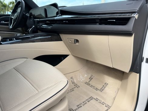 Certified 2024 Cadillac Escalade ESV Premium Luxury w/ Performance Package image 11