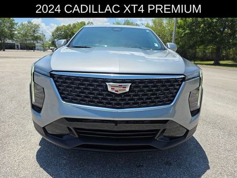 Used 2024 Cadillac XT4 Premium Luxury w/ Technology Package FWD image 8
