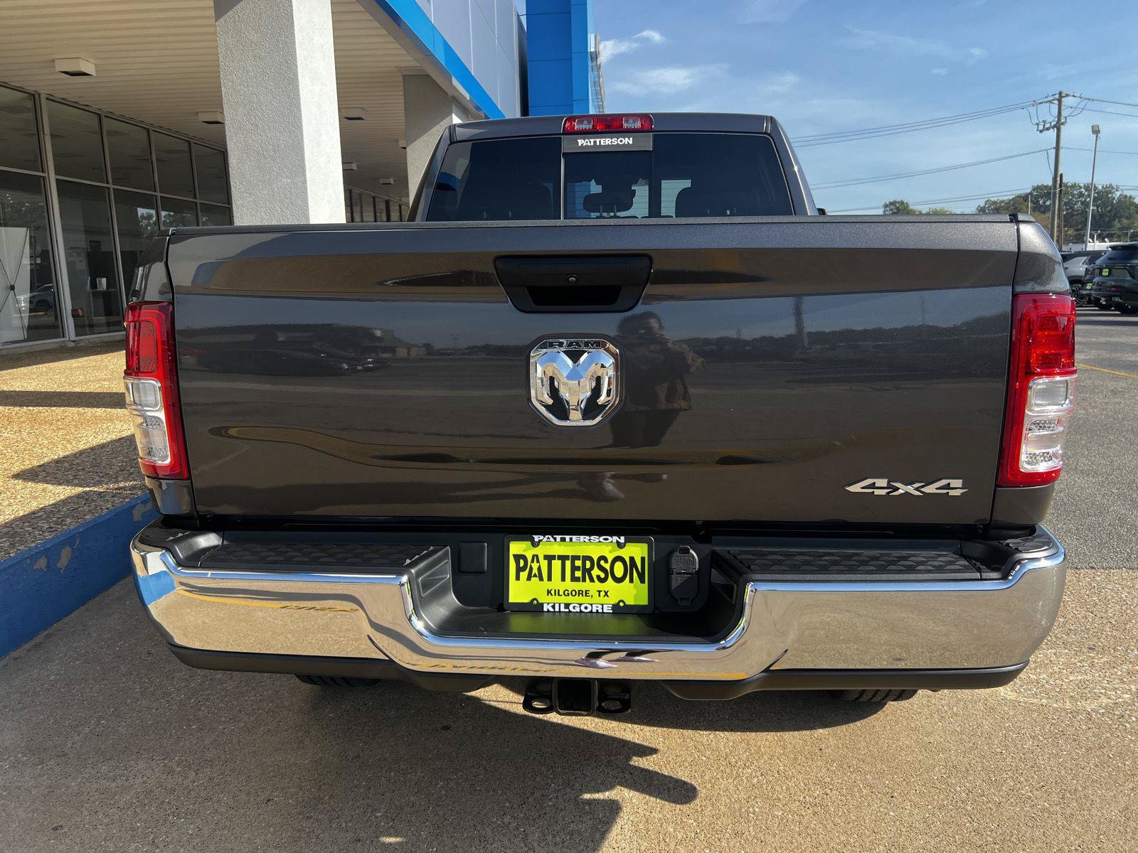 Used 2024 RAM 2500 Tradesman w/ Chrome Appearance Group AWD/4WD image 10