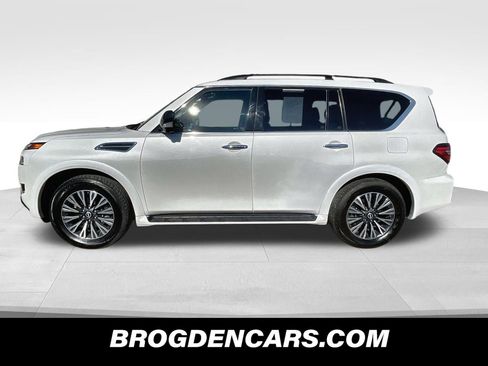 Used 2023 Nissan Armada SL w/ Midnight Edition Package image 8
