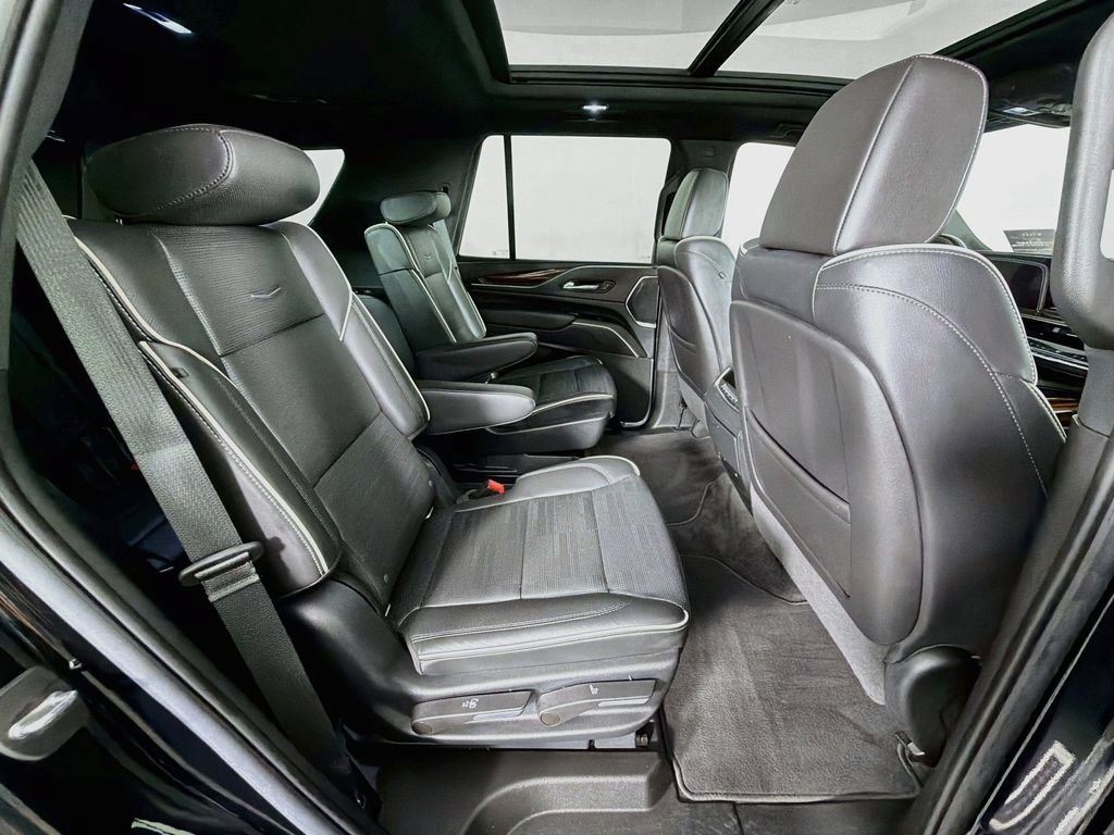 Used 2022 Cadillac Escalade Premium Luxury w/ Touring Package AWD/4WD image 28