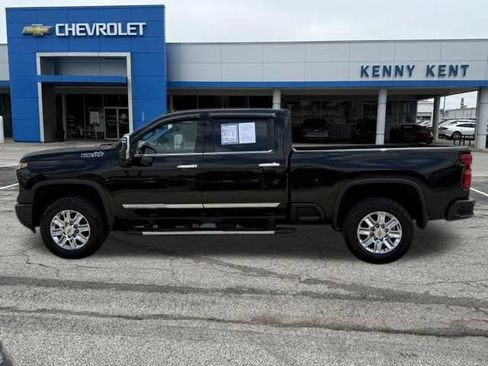 Certified 2024 Chevrolet Silverado 2500 High Country w/ High Country Premium Package AWD/4WD image 46