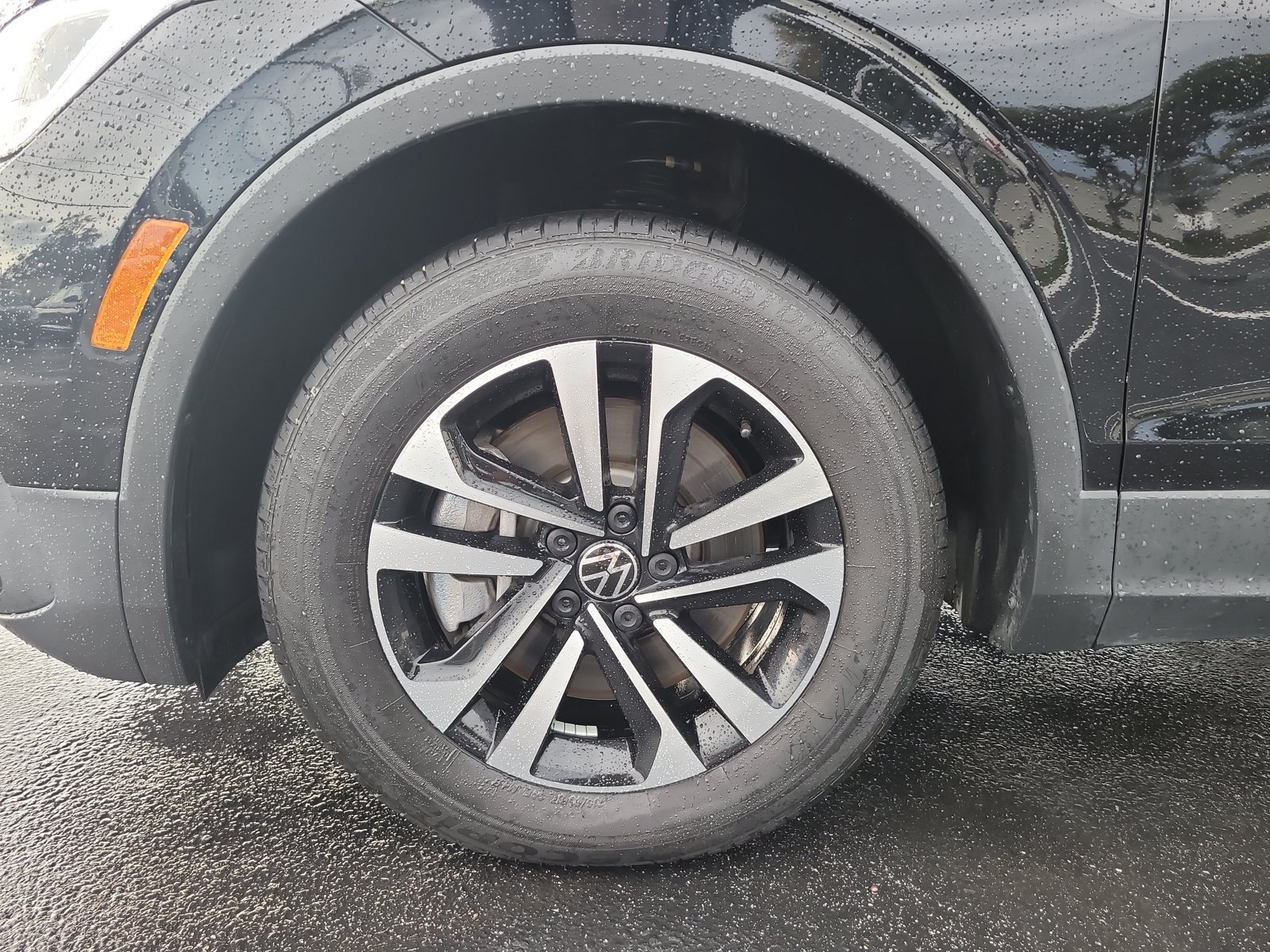 Used 2023 Volkswagen Tiguan S FWD image 7