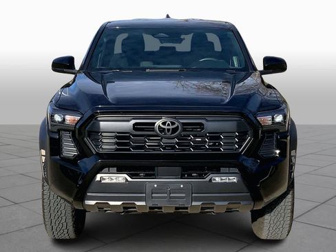 Used 2024 Toyota Tacoma TRD Off-Road image 3
