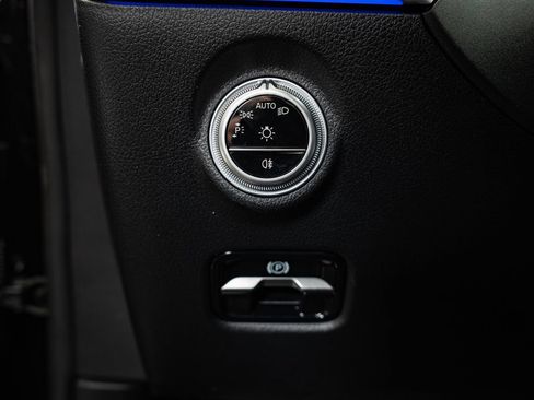 Certified 2022 Mercedes-Benz C 300 4MATIC Sedan image 41