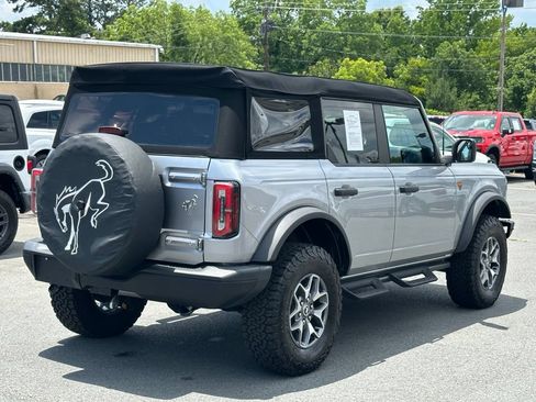 Used 2024 Ford Bronco Badlands AWD/4WD image 9
