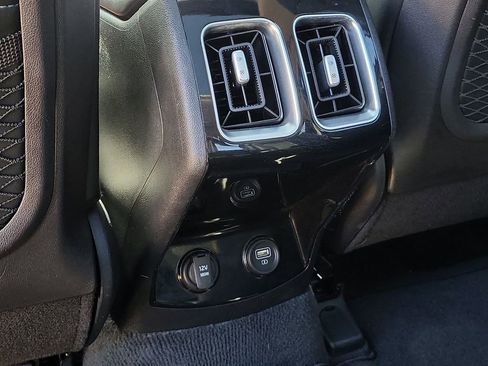 Used 2021 Kia Sorento SX image 22