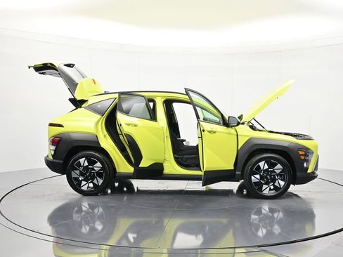Used 2024 Hyundai Kona SEL FWD image 46