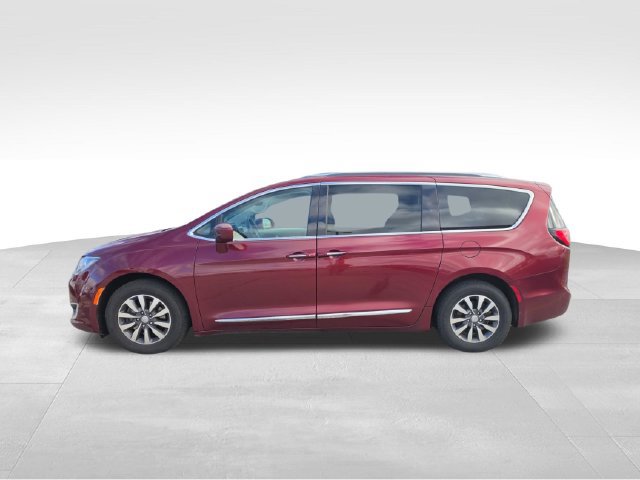 Used 2020 Chrysler Pacifica Touring-L Plus FWD image 6