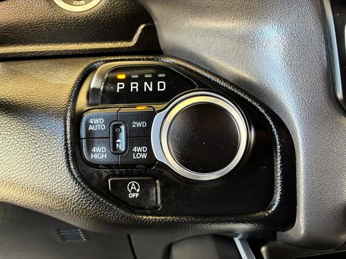 Used 2022 RAM 1500 Big Horn AWD/4WD image 29