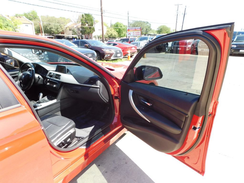 Used 2012 BMW 328i Sedan RWD image 34