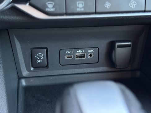 Used 2024 Nissan Sentra SR image 12