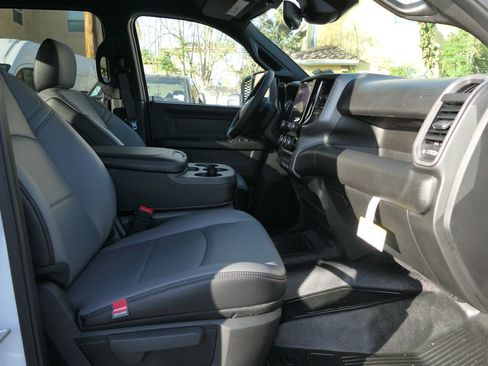 New 2026 RAM 5500 Tradesman w/ Safety Group AWD/4WD image 22