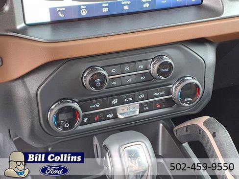 Used 2024 Ford Bronco Outer Banks image 21