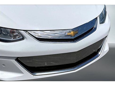Used 2017 Chevrolet Volt Premier w/ Driver Confidence Package FWD image 33