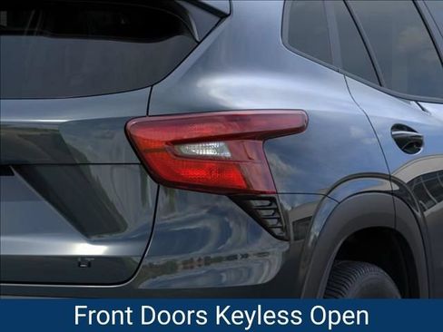 New 2026 Chevrolet Trax LT w/ Driver Confidence Package FWD image 12