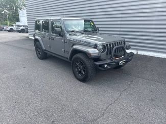 Used 2018 Jeep Wrangler Unlimited Sahara w/ Quick Order Package 24M Moab AWD/4WD video 1