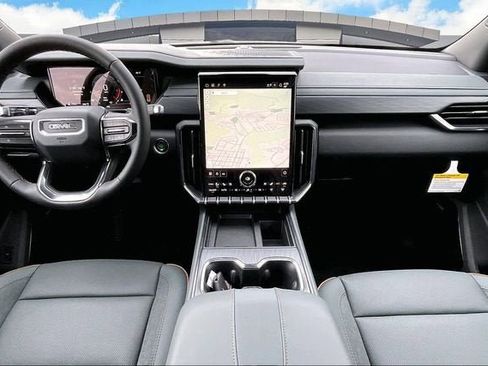 New 2026 GMC Acadia AT4 w/ Luxury Package image 6