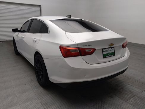 Used 2017 Chevrolet Malibu LS w/ LPO, Convenience Package 1 FWD image 5