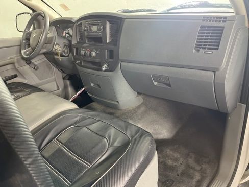 Used 2008 Dodge Ram 1500 Truck ST w/ Popular Equipment Group image 26