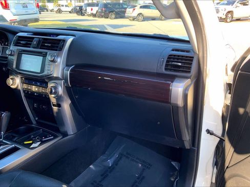 Used 2018 Toyota 4Runner Limited image 18