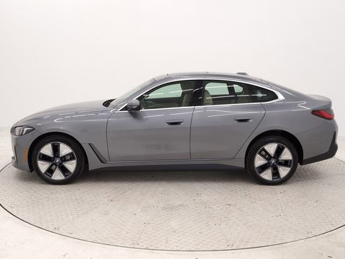 Certified 2025 BMW i4 eDrive40 w/ Premium Package image 2