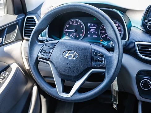 Used 2020 Hyundai Tucson SE AWD/4WD image 16