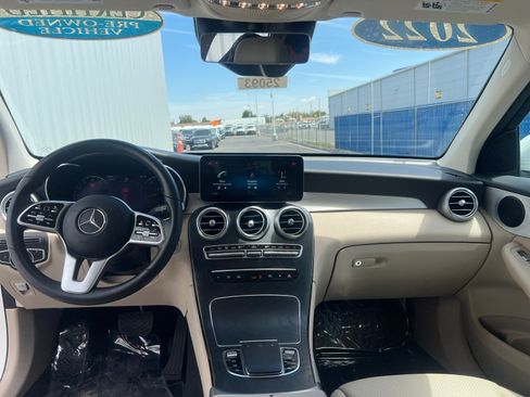 Certified 2022 Mercedes-Benz GLC 300 image 16