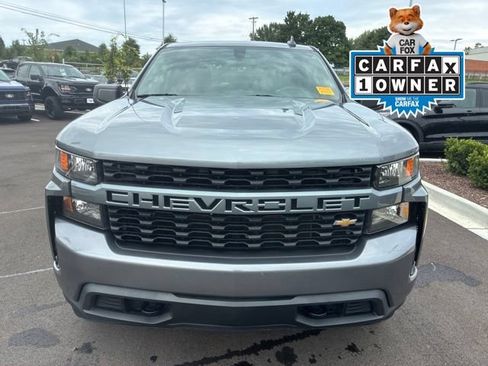 Used 2021 Chevrolet Silverado 1500 Custom RWD image 2