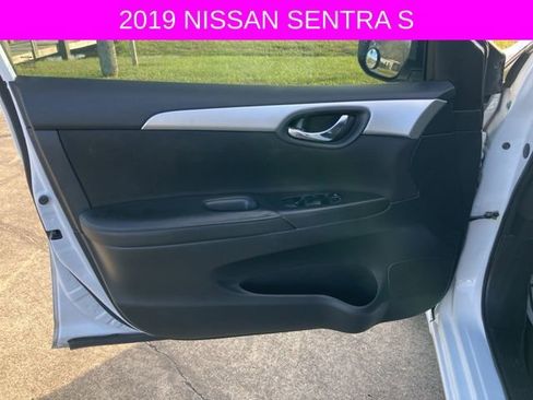 Used 2019 Nissan Sentra S image 19