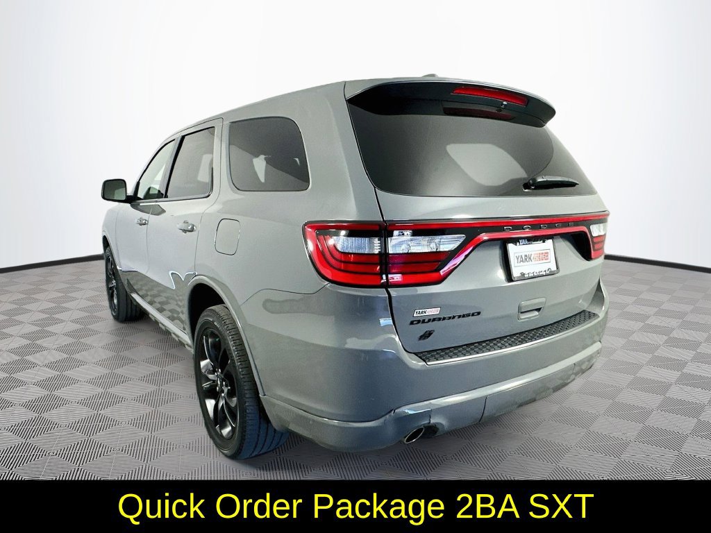 Used 2022 Dodge Durango SXT w/ Blacktop Package AWD/4WD image 7