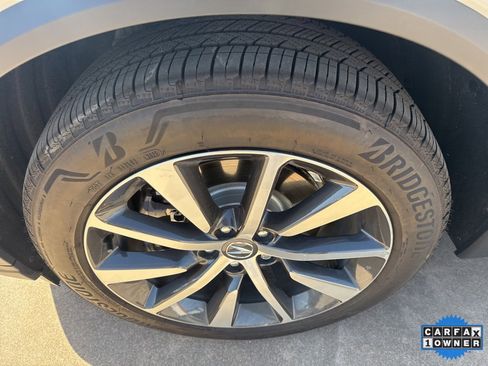 Certified 2026 Acura MDX w/ Technology Package image 34