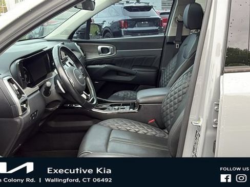 Certified 2022 Kia Sorento SX Prestige AWD/4WD image 10