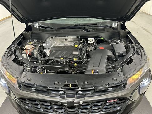 Certified 2024 Chevrolet Trax RS w/ Driver Confidence Package FWD image 23