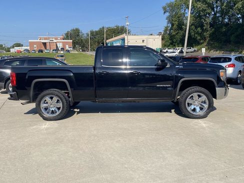 Used 2014 GMC Sierra 1500 SLE w/ SLE Value Package AWD/4WD image 5