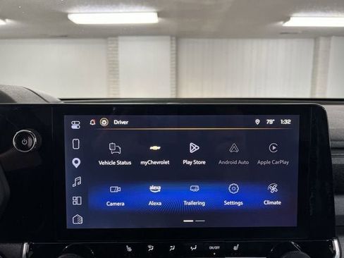 Used 2025 Chevrolet Colorado Trail Boss AWD/4WD image 13