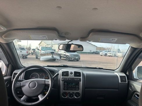 Used 2010 Chevrolet Colorado LT image 24