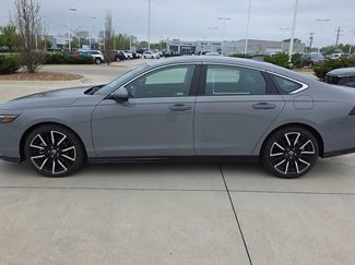 Used 2025 Honda Accord Touring video 2